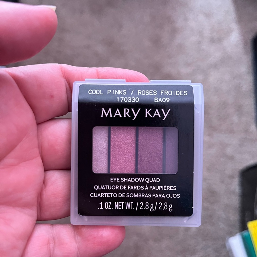 Mary Kay Cool Pinks Eyeshadow Palette